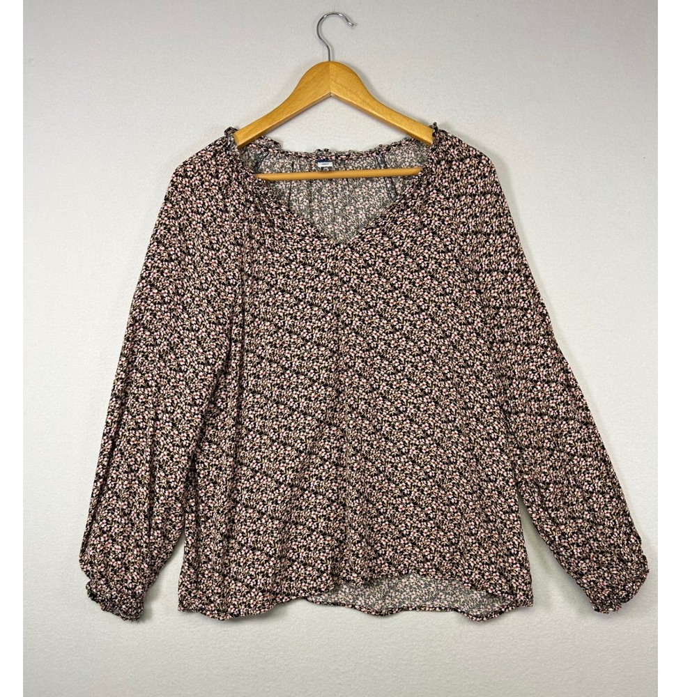 Breezy Feminine Old Navy Womens Medium Black Pink Floral V-Neck Rayon Blouse